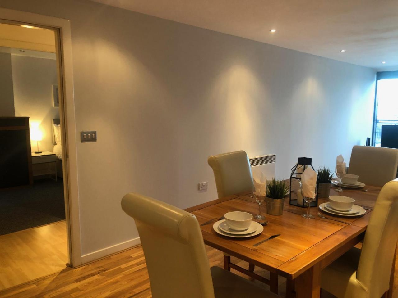 The Heights - River And City View Apartman Glasgow Kültér fotó